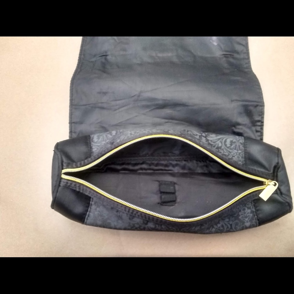 Hair straightener bag
